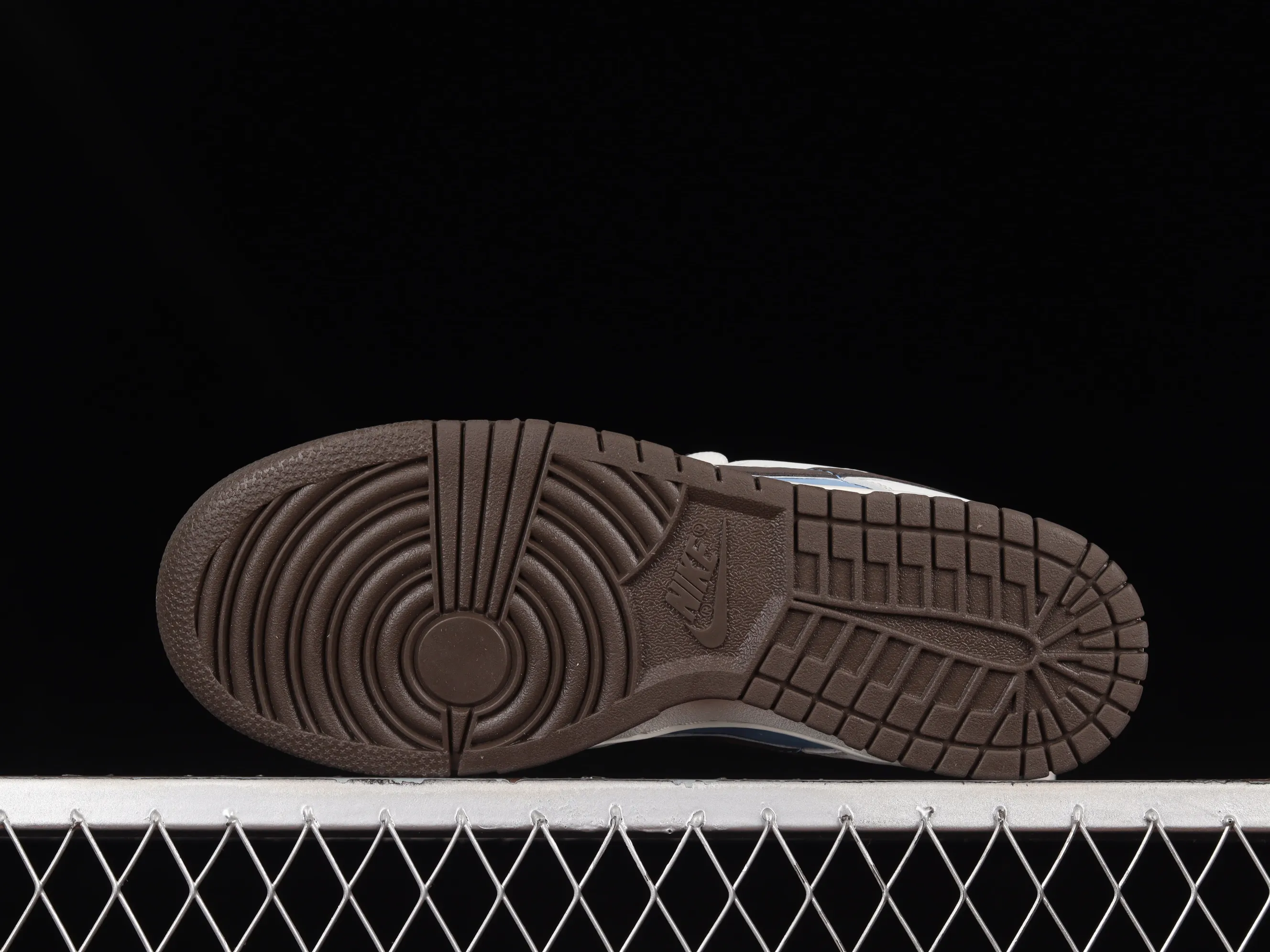 All Categories Nk SB Dunk Series Nk SB Dunk Low Low-top sneakers Nk SB Dunk Low World Cup themed SB low-top sports and leisure sneakers AT2022-666